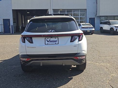 Certified 2023 Hyundai Tucson Limited AWD/4WD image 7