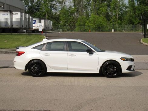 Used 2024 Honda Civic Si image 9