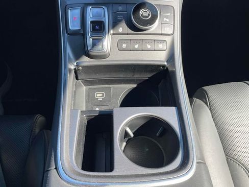Used 2023 Hyundai Santa Fe Calligraphy image 11