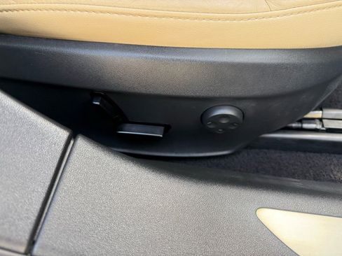 Used 2014 Tesla Model S 85 image 33