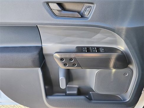 New 2026 Ford Maverick XL image 28