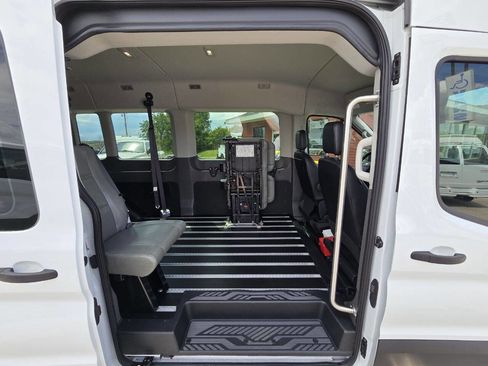 Used 2023 Ford Transit 350 XL image 22