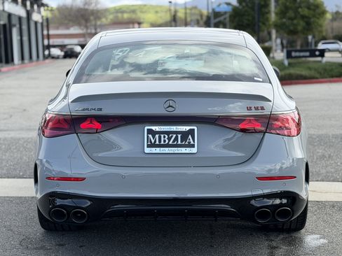 New 2026 Mercedes-Benz E 53 AMG e 4MATIC Sedan image 8