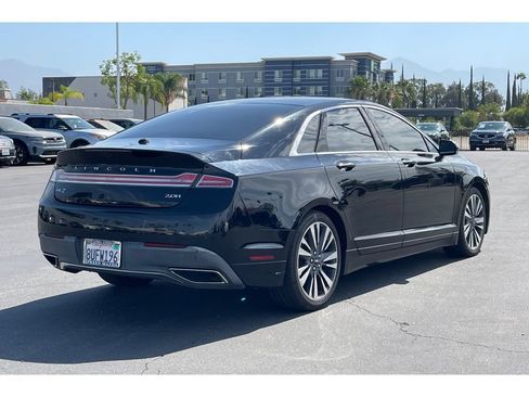 Used 2018 Lincoln MKZ Reserve FWD image 7