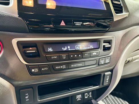 Used 2018 Honda Ridgeline RTL-T image 34