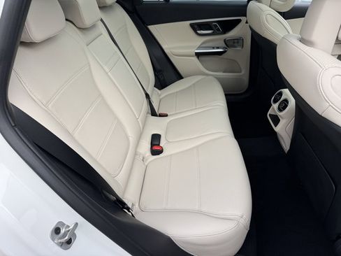 New 2026 Mercedes-Benz GLC 300 4MATIC image 5