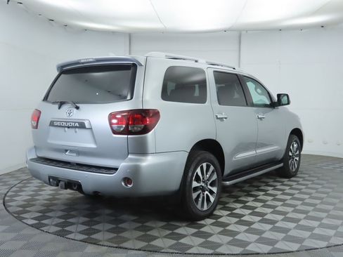 Used 2021 Toyota Sequoia Limited image 5