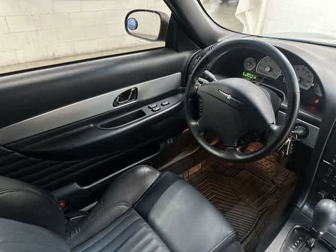 Used 2005 Ford Thunderbird RWD image 11