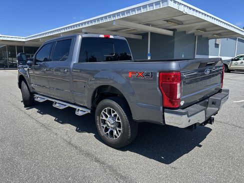 Used 2022 Ford F350 Lariat w/ Lariat Ultimate Package AWD/4WD image 5