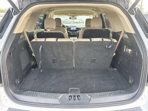 Used 2021 Ford Explorer Limited image 9