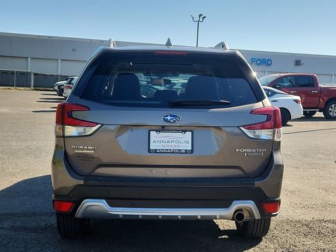Used 2023 Subaru Forester Touring w/ Popular Package #3 AWD/4WD image 5