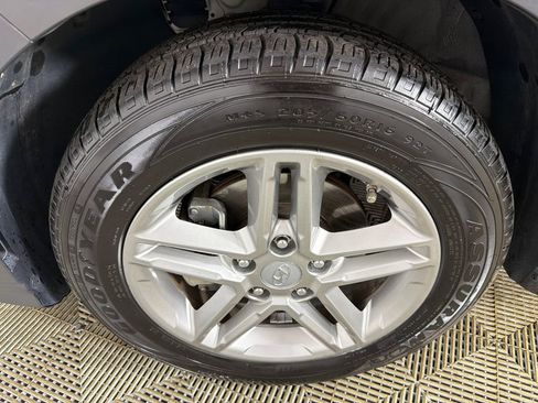 Used 2023 Hyundai Kona SE FWD image 11