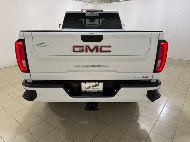 Used 2023 GMC Sierra 2500 AT4 w/ AT4 Preferred Package AWD/4WD image 5