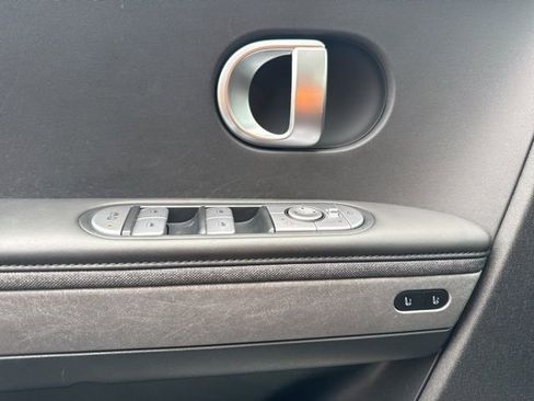 Used 2023 Hyundai Ioniq 5 Limited image 13