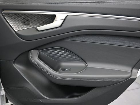 New 2026 Audi A6 Premium Plus AWD/4WD image 14