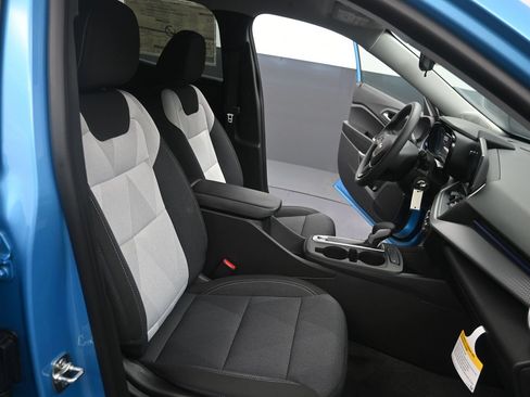 New 2026 Chevrolet Trax LS w/ LS Convenience Package FWD image 39