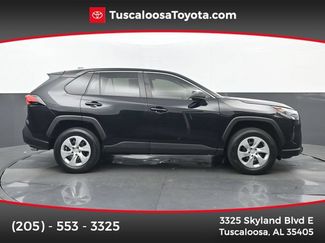 Used 2023 Toyota RAV4 LE FWD video 1