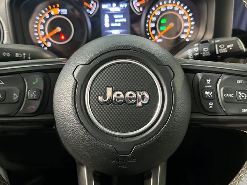 Used 2024 Jeep Wrangler Unlimited Sport AWD/4WD image 25
