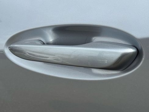 Used 2023 Lexus UX 250h FWD w/ Premium Package image 12