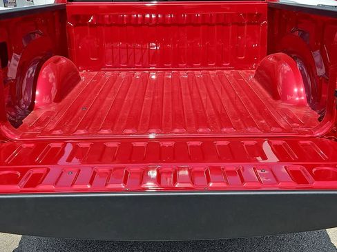 New 2026 RAM 1500 Express AWD/4WD image 33