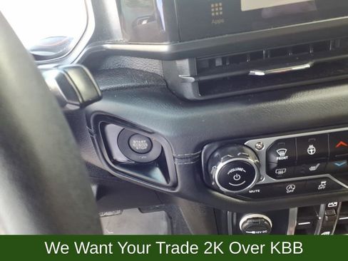 Used 2024 Jeep Wrangler Unlimited Rubicon image 16