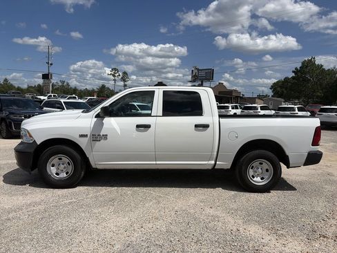 Used 2020 RAM 1500 Tradesman AWD/4WD image 3