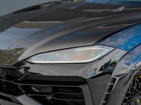 Used 2025 Lamborghini Urus SE image 24