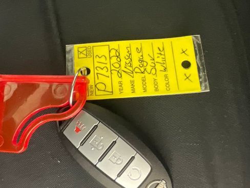 Used 2022 Nissan Rogue SV FWD image 48