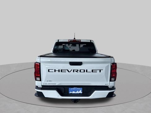 Used 2024 Chevrolet Colorado LT w/ LT Convenience Package II RWD image 7
