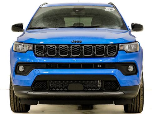 New 2026 Jeep Compass Latitude image 2