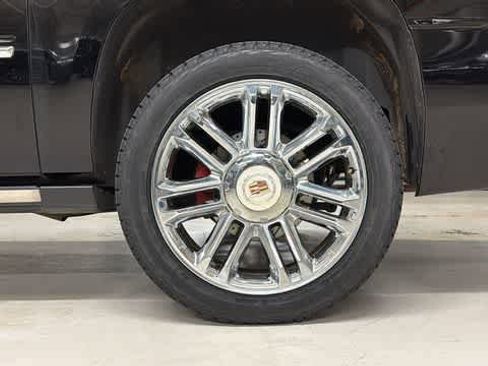 Used 2014 Cadillac Escalade ESV Platinum image 11