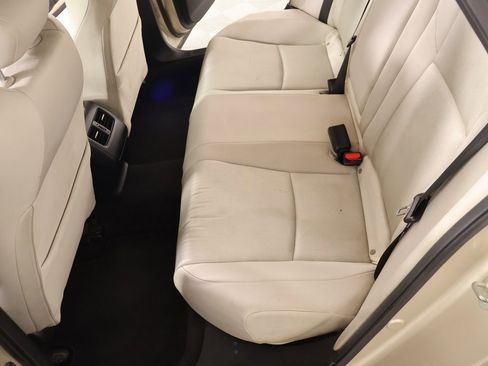 Used 2018 Honda Accord EX image 12