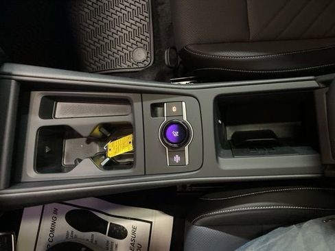 New 2026 Volkswagen Tiguan SE R-Line image 17