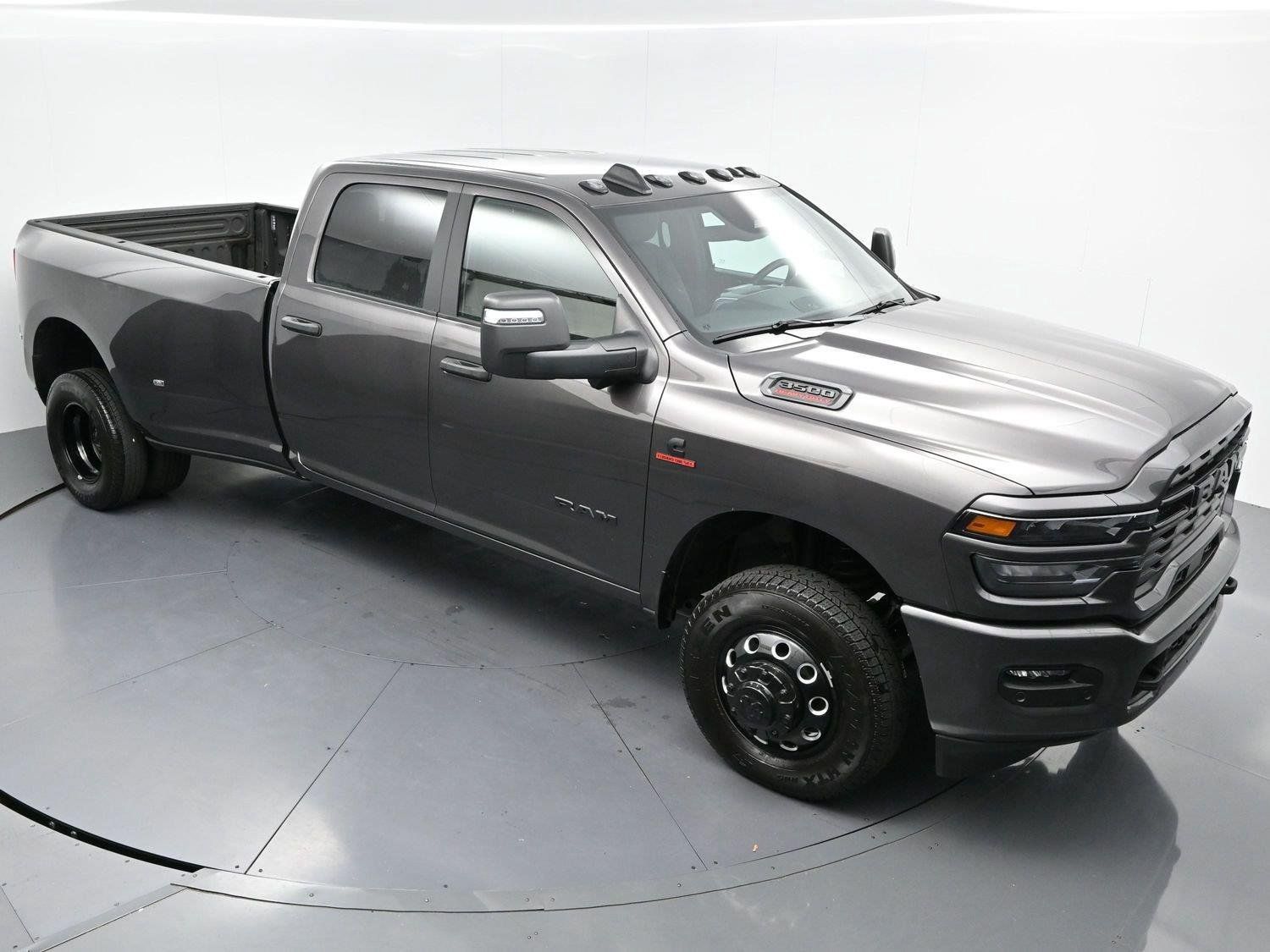 Used 2026 RAM 3500 Big Horn AWD/4WD image 35