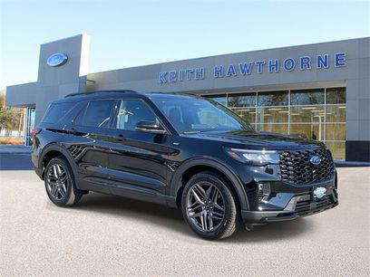 New 2025 Ford Explorer ST-Line w/ Premium Package