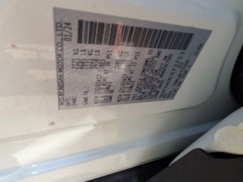 Used 2024 Nissan Rogue S AWD/4WD image 23