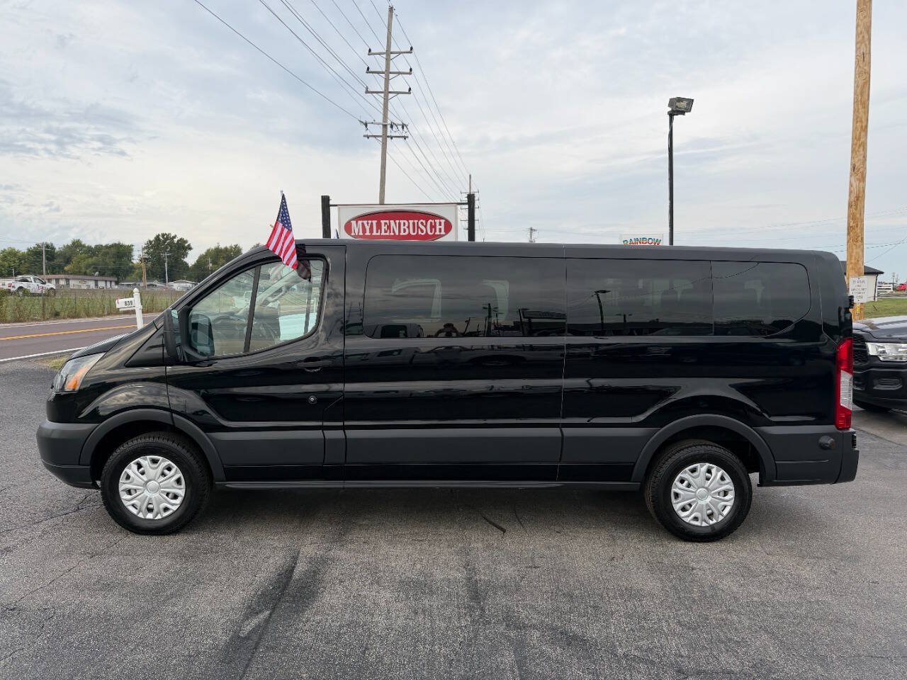 Used 2018 Ford Transit 350 XL RWD image 1