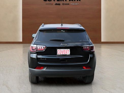 New 2026 Jeep Compass Latitude image 4