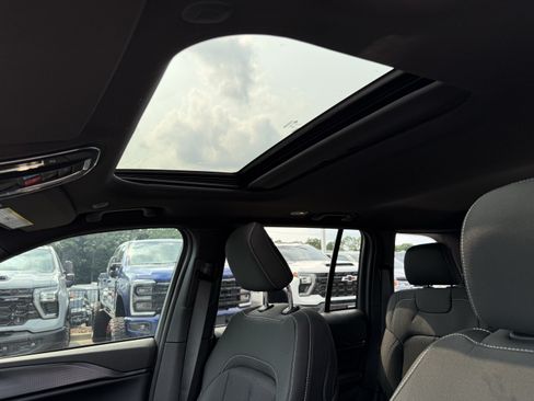 New 2026 Jeep Grand Cherokee Laredo X RWD image 28
