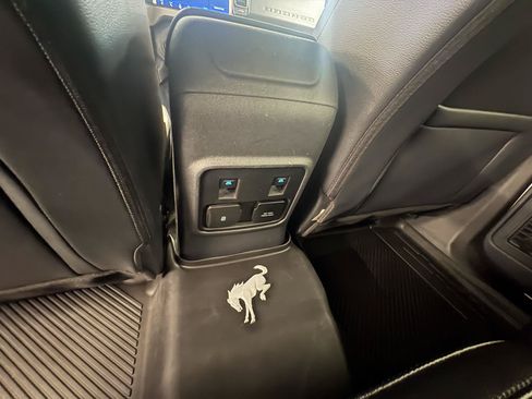 Used 2023 Ford Bronco Wildtrak AWD/4WD image 17