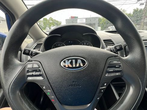 Used 2017 Kia Forte LX w/ LX Popular Package FWD image 17