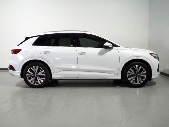 Used 2023 Audi Q4 e-tron Premium Plus w/ Premium Plus RWD image 5