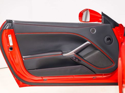 Used 2017 Ferrari F12 Berlinetta image 18