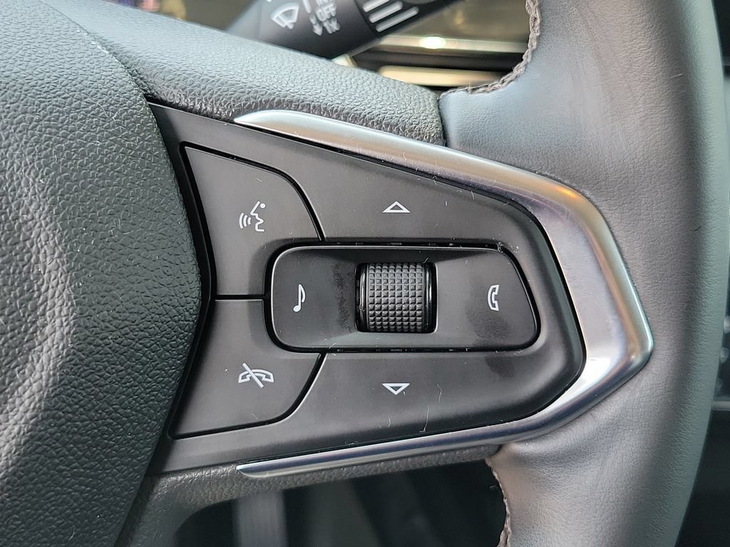 Used 2024 Chevrolet Trax LT w/ Driver Confidence Package FWD image 21