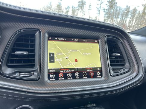 Used 2023 Dodge Challenger SXT w/ Plus Package image 18