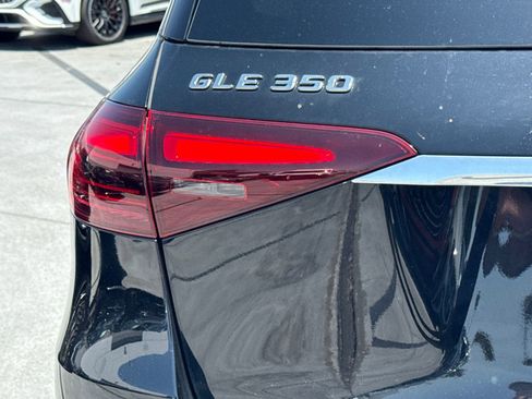 Used 2025 Mercedes-Benz GLE 350 4MATIC image 8