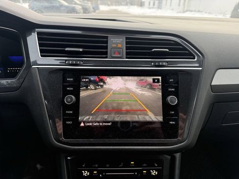 Used 2023 Volkswagen Tiguan SE R-Line image 13