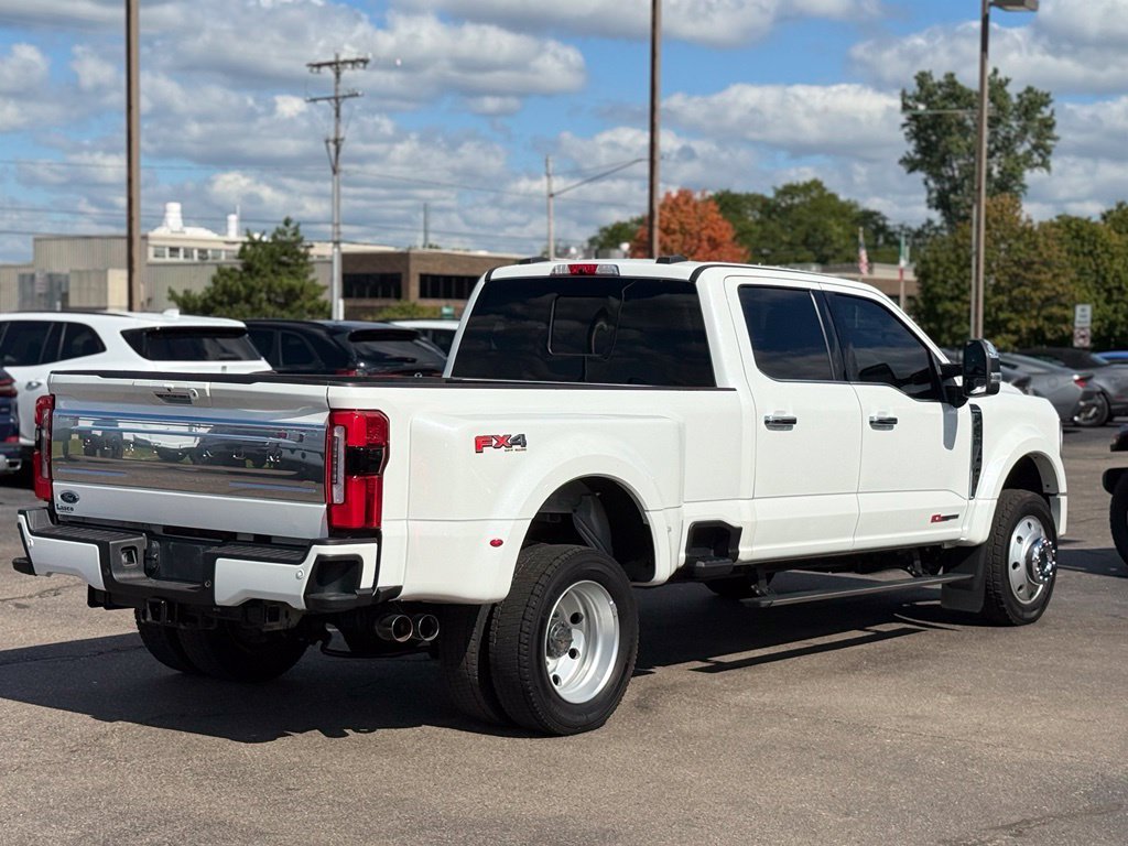 Certified 2023 Ford F450 Platinum w/ FX4 Off-Road Package AWD/4WD image 40