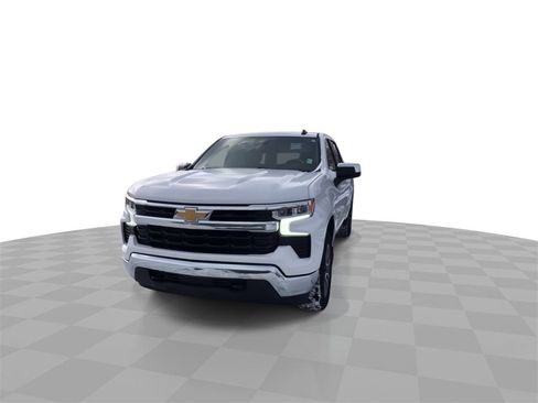 Used 2022 Chevrolet Silverado 1500 LT image 3