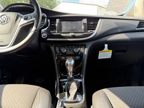 Used 2022 Buick Encore Preferred w/ Safety Package AWD/4WD image 20